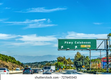 Parkway Calabasas Exit Sign On 101 Freeway. Los Angeles, California