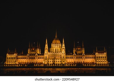 Parliament House Night Time Beautiful Shot