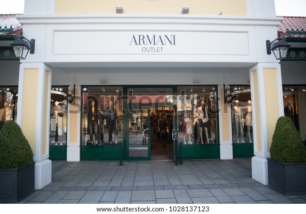 armani discount store