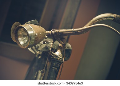 old cycle light