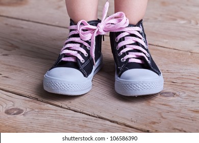 794 Sneakers tied together Images, Stock Photos & Vectors | Shutterstock