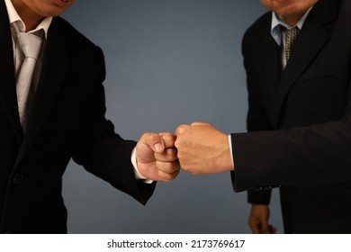 Partnership Business Handshake  Trust Deal Success, Business Owners Shake Hands To Agree To Work.Partners Hold Hands To Accept Work.Businessman Agree Concept