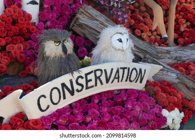 Pasadena, CA - January 2 2022:  Floats From The 2022 Tournament Of Roses Parade