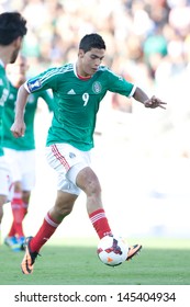 PASADENA, CA - JULY 7: Raul Jimenez #9 Of Mexico During The 2013 CONCACAF Gold Cup Game Between Mexico And Panama On July 7, 2013 At The Rose Bowl In Pasadena, Ca.