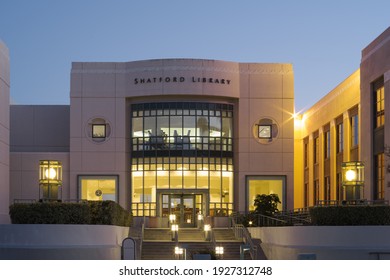 Pasadena, CA, USA - March 1, 2021: Dusk Image Of The Shatford Library At Pasadena City College.