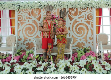 Pernikahan adat Images, Stock Photos & Vectors  Shutterstock