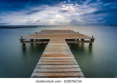 5 Pasarela Mar Images, Stock Photos & Vectors | Shutterstock