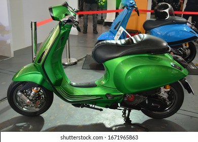 Vespa の画像 写真素材 ベクター画像 Shutterstock