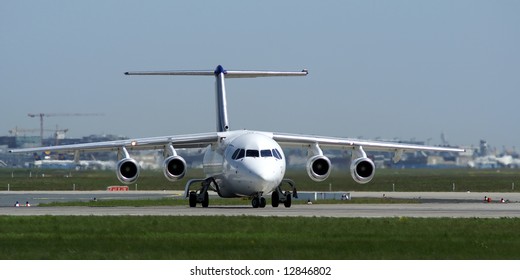 Passenger Airliner British Aerospace BAe 146