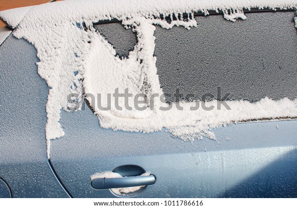 Passenger car, covered with snow in a strong frost.\
Minus 30 degrees to the\
north