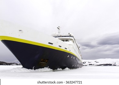 29,177 Expedition antarctica Images, Stock Photos & Vectors | Shutterstock