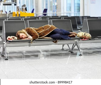 792 Girls Sleeping Airport Images, Stock Photos & Vectors 