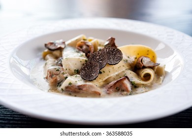 Pasta With Black Truffles And Mozzarella
