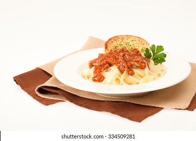 Pasta Bolognese With Garlic Bread