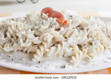 Pasta With Four Types Of Cheese - Fusilli.