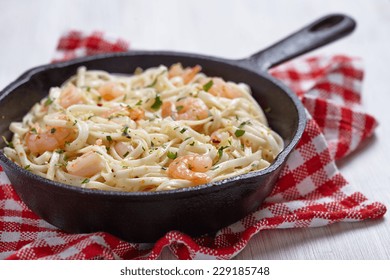 Pasta With Shrimp Scampi In A Pan