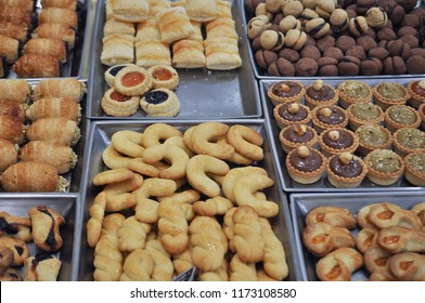 Pastry (dough Of Flour, Water And Shortening) Baked Food