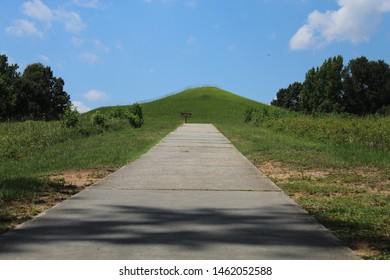 The Path Leading Up To One Of The Indian Mounds At Ocmulgee State Park