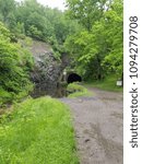 Path to tunnel 