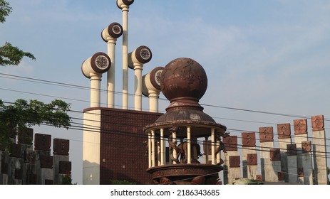 Pati, August 4, 2022 Photo Of The Tiger Brackets Welahan Monument In The City Of Jepara
