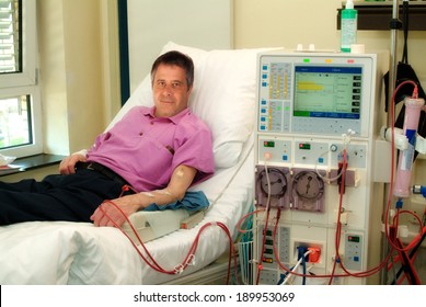 Patient in a clinic in dialysis.
