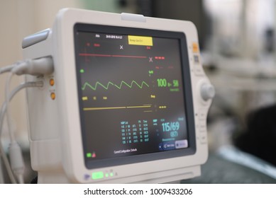 774 Bedside monitor Images, Stock Photos & Vectors | Shutterstock