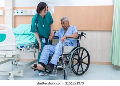 Patients Sitting On Wheelchairs Man Patient Stock Photo 2151221373 ...