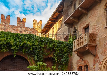 Patio and balcony of Romeo and Juliet house at golden sunset, Verona, Italy