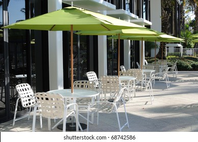 Patio Deck Furniture With Umbrellas