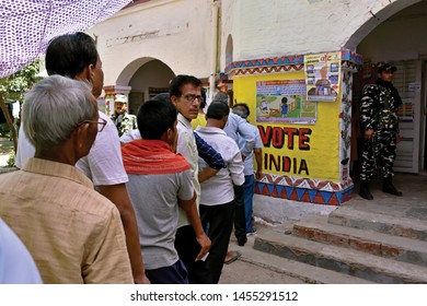 Patna, Bihar, India - May 19, 2019: Art Has Played The Role Of An Influencer In Elections This Year. A Painted Wall At A Polling Booth.