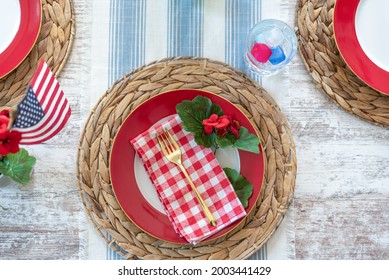 Patriotic Picnic Table Setting For Summer Holidays