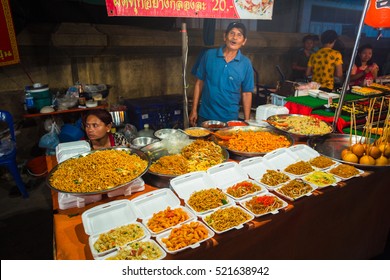 PATTAYA, THAILAND - APRIL 4, 2015; Traders At The Night Market In Thailand