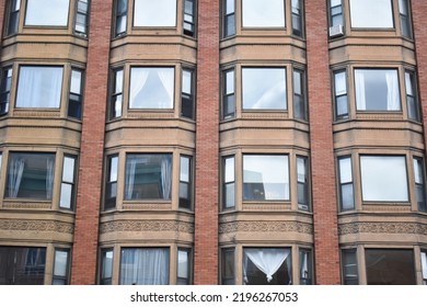 Pattern of the front of an apartment building