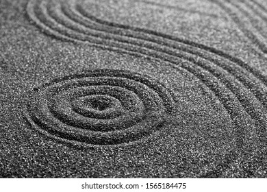 3,865 Zen garden black sand Images, Stock Photos & Vectors | Shutterstock