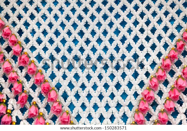 patterned mesh fabric