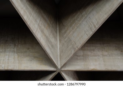 Patterns of triangles 