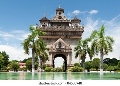 Patuxai In Vientiane