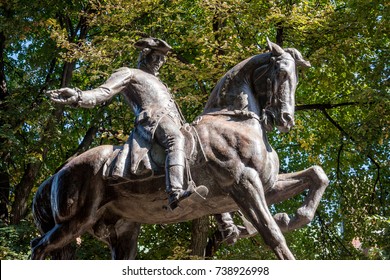 Paul Revere Statue