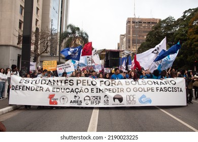 São Paulo, São Paulo, Brazil - 08.11.2022 - Students Of Public Universities From Brazil Protest Against The Threats Of President Jair Bolsonaro Against The Elections.