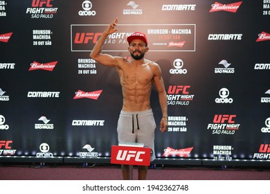 São Paulo, São Paulo, Brazil, October 28, 2017. UFC Fight Night: Brunson Vs. Machida. Flyweight Category Fight – Deiveson Figueiredo Vs. Jarred Brooks. Weighing