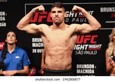 São Paulo, São Paulo, Brazil, October 28, 2017. UFC Fight Night: Brunson Vs. Machida. Middleweight Category Fight – Vicente Luque Vs. Niko Price. Weighing.