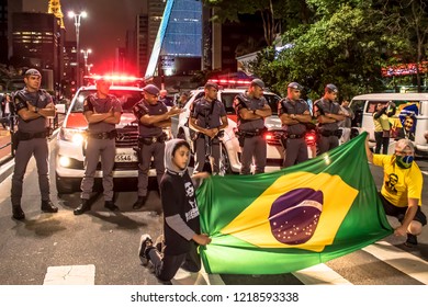 São Paulo, Brazil, October 28, 2018. Supporters celebrate Bolsonaro victory in São Paulo - Supporters of President-elect Jair Bolsonaro celebrate the candidate's victory at the Paulista Avenue.
