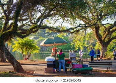 São Paulo, Brazil, September 06, 2022. Food And Beverage Vendor Inside The Park