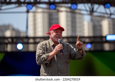 SÃO PAULO, BRAZIL - SEPTEMBER 10, 2022
Former President Luiz Inácio Lula Da Silva PT Participated In A Rally In Taboão Da Serra SP