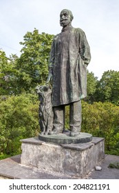 PAVLOVO, RUSSIA - JULY 12, 2014: Photo Of Monument Pavlov Dog.