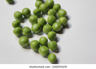 Pea Is Most Commonly The Small Spherical Seed Or The Seed-pod Of The Pod Fruit Pisum Sativum. Each Pod Contains Several Peas, Which Can Be Green Or Yellow. Botanically, Pea Pods Are Fruit.