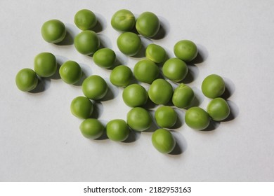 Pea Is Most Commonly The Small Spherical Seed Or The Seed-pod Of The Pod Fruit Pisum Sativum. Each Pod Contains Several Peas, Which Can Be Green Or Yellow. Botanically, Pea Pods Are Fruit.