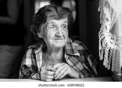 Peaceful Elderly Woman Black White Portrait Stock Photo 658938022 ...