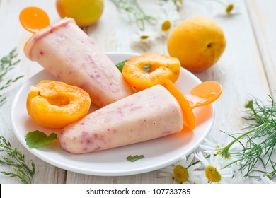 Peach, Apricot And Yogurt Ice Pops