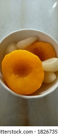 Peaches and Rambutans Unsweetened Dessert